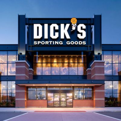 Dicks-Sporting-Goods-Closing-Time-998x751